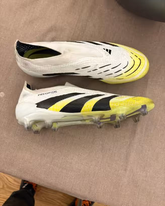 Scarpe calcio adidas predator elite  laceless FG