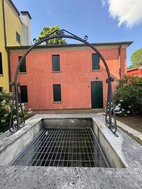 Rustico / Casale di 120 m² con 4 locali e box auto