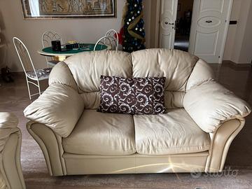 Coppia di Divani in pelle