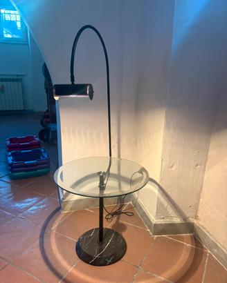 Tavolino design in cristallo con lampada