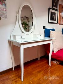Scrivania toeletta