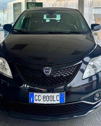 Lancia Ypsilon 1.0 FireFly 5 porte S&S Hybrid Ecoc