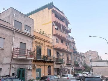 3 LOCALI A PALERMO
