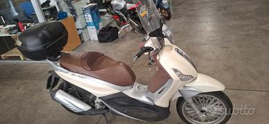 Piaggio Beverly 300