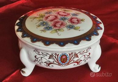 Scatola portaoggetti in porcellana di Limoges