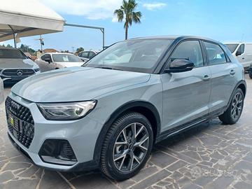 Audi A1 allstreet 30 TFSI S tronic Identity Contra