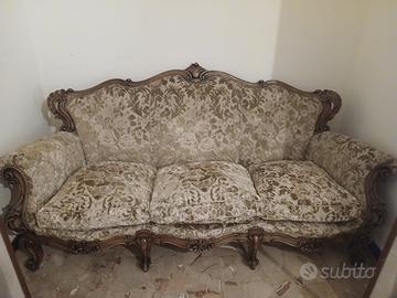 Elegante diavano classico stile Barocco