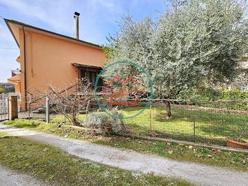 Villa di 110 m² con 5 locali a Buggiano