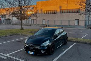 Renault clio 4 rs trophy