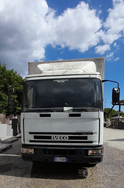 Iveco 75e telato con sponda