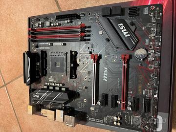 Scheda madre msi b450 con difetto