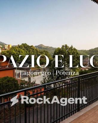 Appartamento di 153 m² con 5 locali e box auto a L