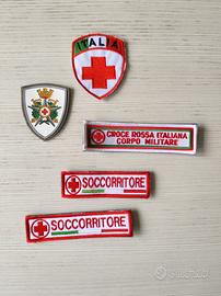 Lotto di patch Croce Rossa e Corpo Militare