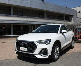 AUDI Q3 35 TDI quattro S tronic S line edition