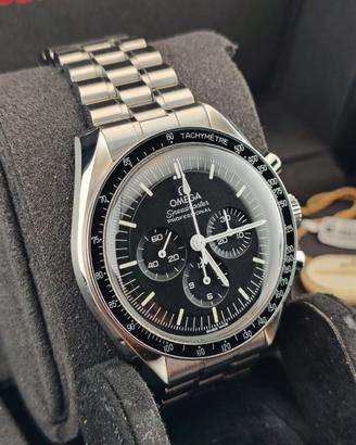 Omega SpeedMaster Moonwatch