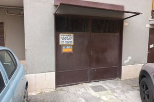 Garage -box auto Nocera Superiore via Usciol