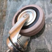 N. 4 Ruote girevole in gomma