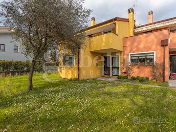 Villa a schiera Pordenone [833VRG]