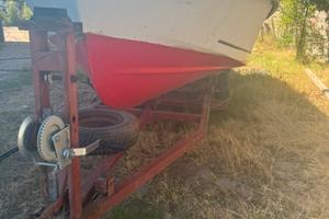 Barca in vetroresina