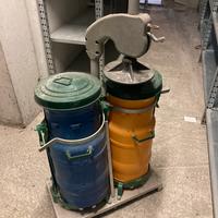 PRESSA MANUALE PER RIFIUTI