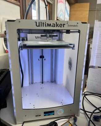 Ultimaker 2 Extended+ 3D + 5 bobine 2,85 e ricambi