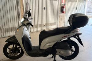 Honda SH 300 Usato Milano