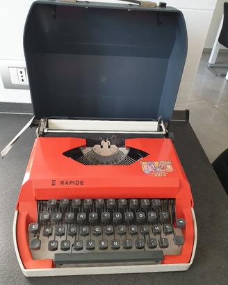 Macchina da scrivere ( Vintage)
