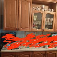 Arredamento in buono stato soggiorno e cucina