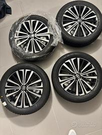 Cechi e gomme invernali NUOVE X TOYOTA