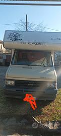 Camper mansardato
