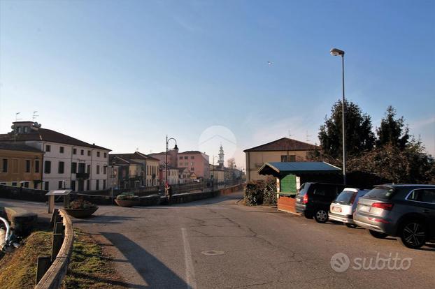 2 LOCALI A BATTAGLIA TERME