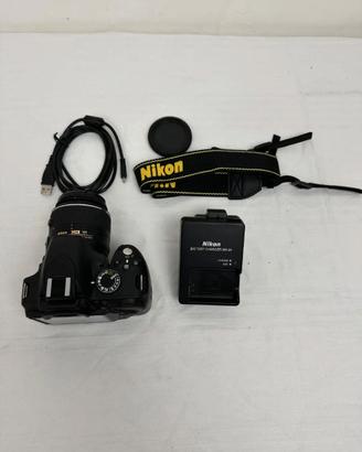 Nikon D3200 + Nikkor 18-55mm VR