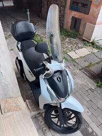sh 125