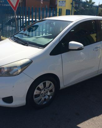 2012 Toyota Yaris 1.4 D-4D 5 porte Active M-MT tag