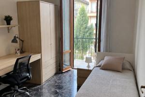 Stanza singola-Prato-Con Balconcino