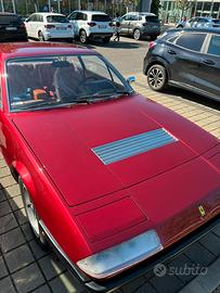 Ferrari 365 gt4 2+2