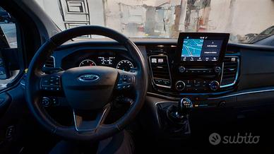 Tourneo Custom L2. Passo Lungo 9 posti