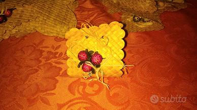 Bomboniere a forma di bauletto con fiori