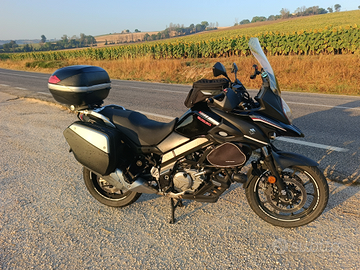 Suzuki VStrom 650 Traveller