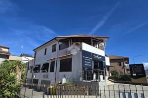 6 LOCALI A CASAL VELINO