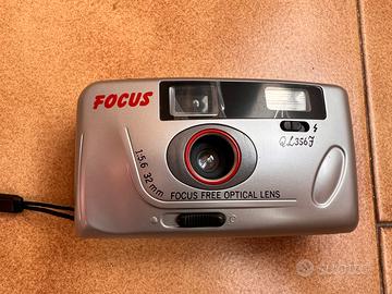 Macchinetta fotografica vintage