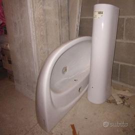 Lavabo a colonna in ceramica