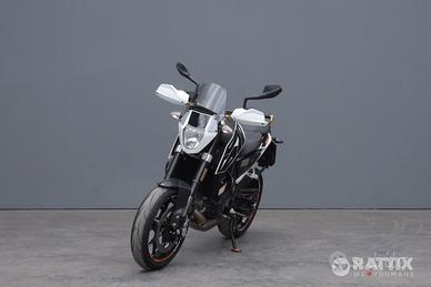 KTM 690 Duke