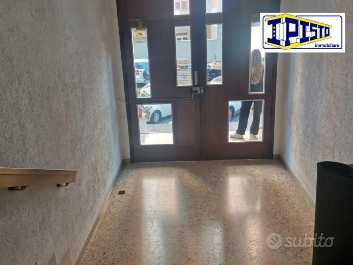Plurivani più accessori con p. auto - Vista 4
