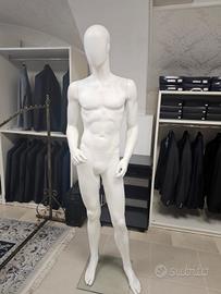 Manichino uomo intero professionale