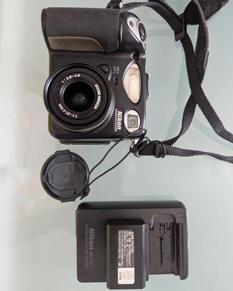 Nikon Coolpix 5000
