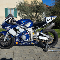 Yamaha R6 2000 Pronto Pista + parti originali