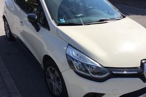 RENAULT Clio 4ª serie - 2017