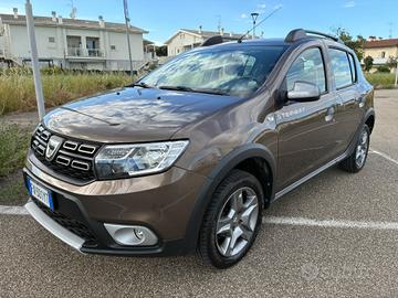 Dacia Sandero Streetway 0.9 TCe Turbo GPL 90 CV S&