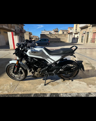 Husqvarna vitpilen